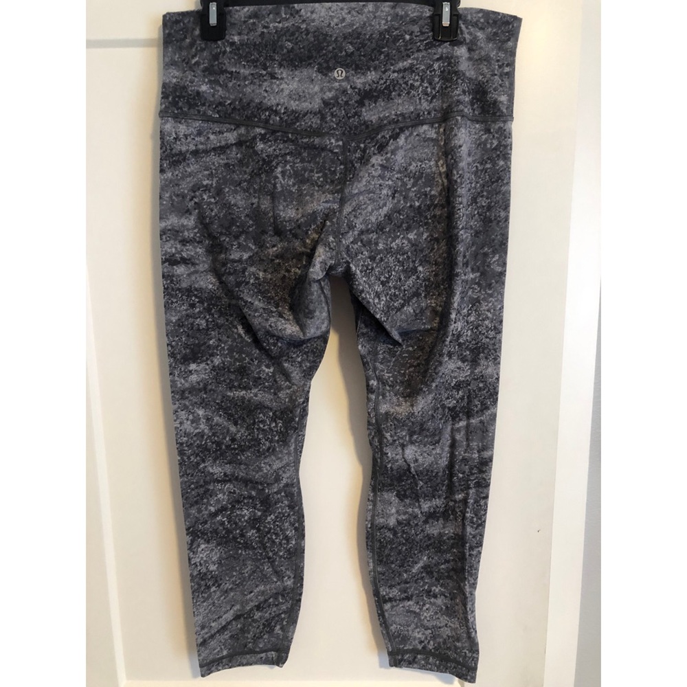 Lululemon Align leggings 7/8 - size 12
